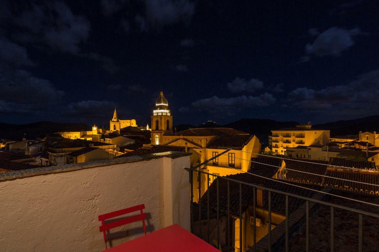 Case Spazioscena - Tersicore Apartment Castelbuono (Sicily)