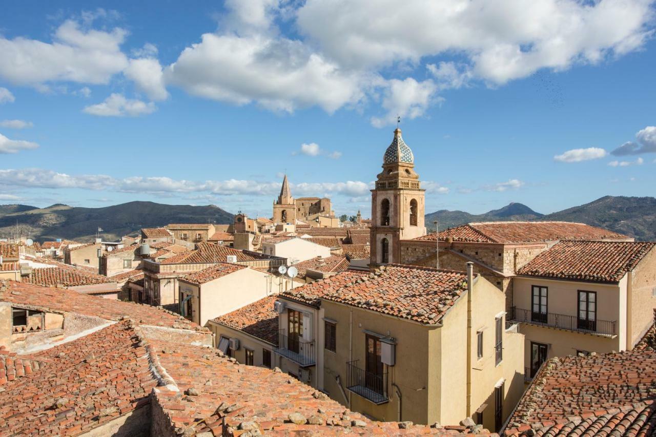 Case Spazioscena - Tersicore Castelbuono (Sicily)